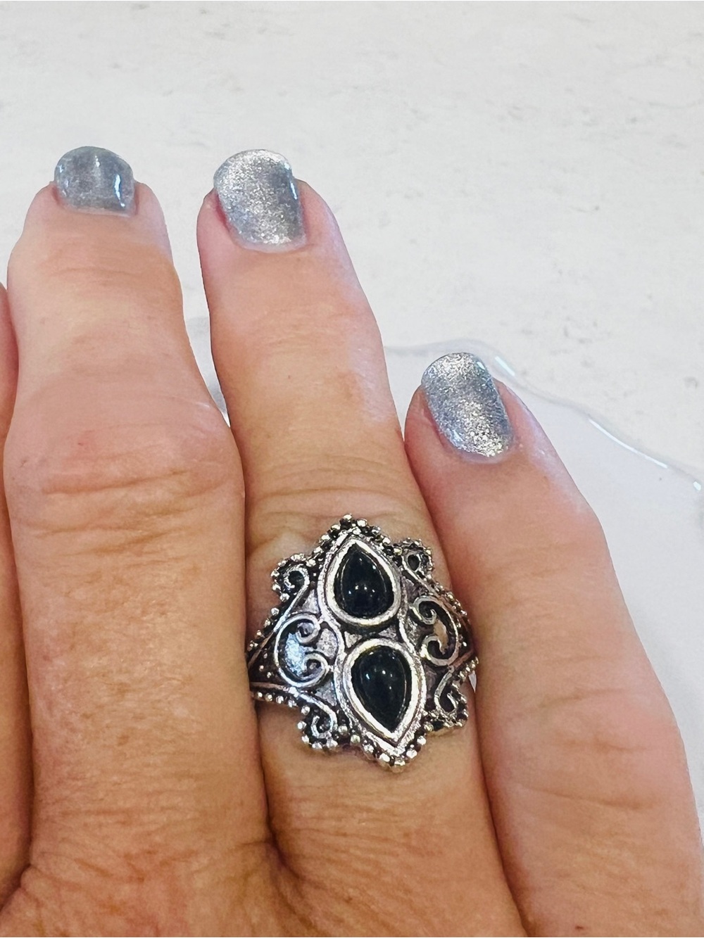 Vintage-Inspired Silver Black Stone Teardrop Ring-size 7 - Picture 6 of 9